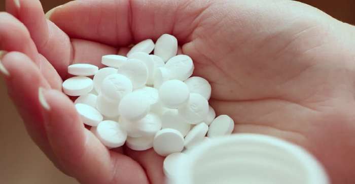 В Киеве из-за быстрого кредита женщина наглоталась таблеток