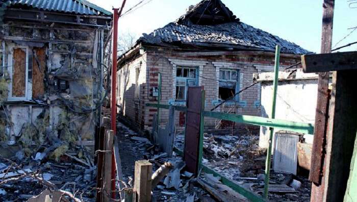 Бойовики вгатили по мирному населеному пункту на Луганщині (ВІДЕО)