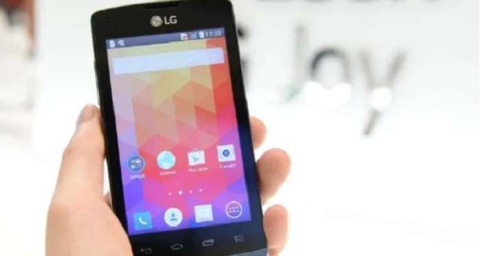 LG покидает рынок смартфонов