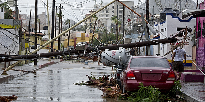 Каліфорнію накрив потужний ураган
