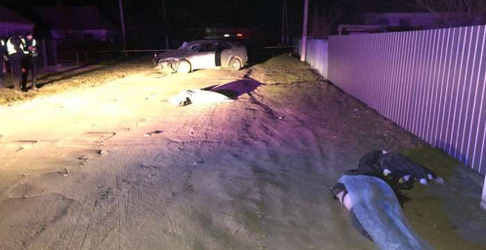 ДТП на Киевщине: 16-летний водитель сбил двух девушек