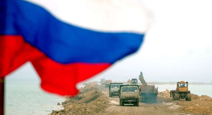 Россия усилит контроль строительства моста в Крым