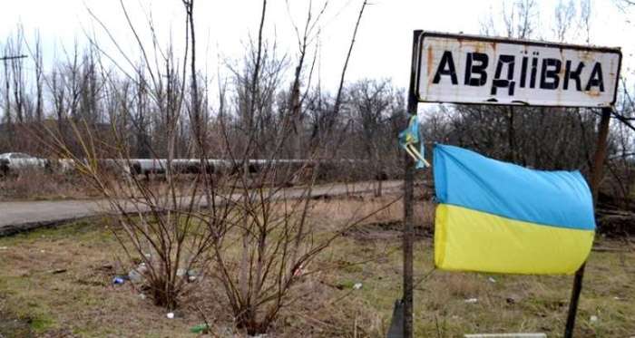 Жебривский доложил Порошенко о возобновлении электроснабжения Авдеевки