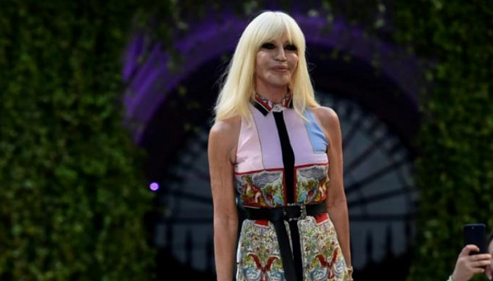 Versace больше не будет выпускать меховые изделия