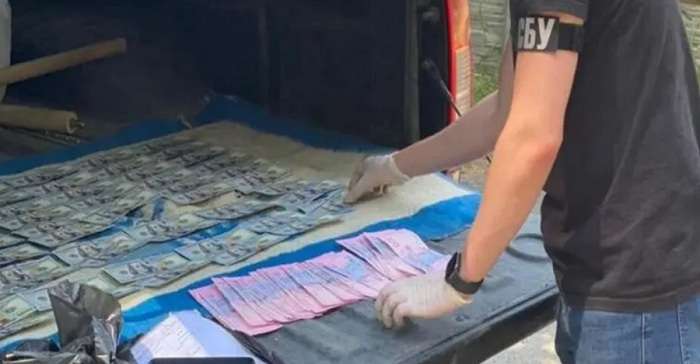 В Києві виявили незаконне VIP-кладовище