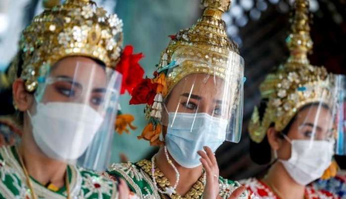 Таїланд готується відновити карантин для туристів