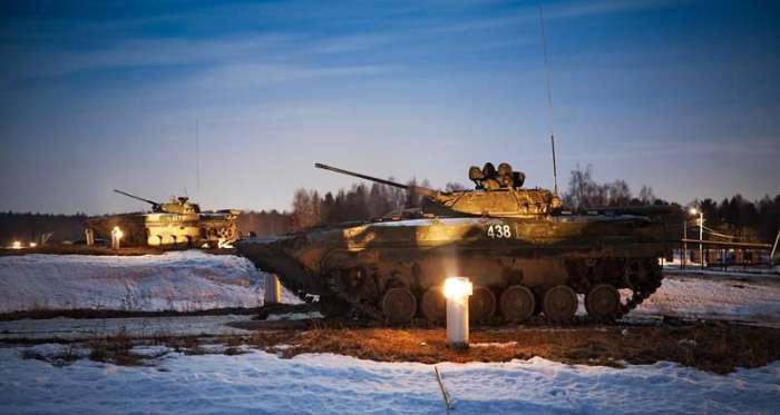 На Луганщине военные РФ украли детали из шести новых БМП – разведка