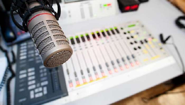 В оккупированном Донбассе начали вещание три украинские радиостанции