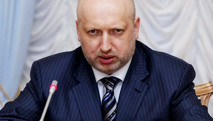 Турчинов указал на возможность РФ напасть на Украину в любой момент