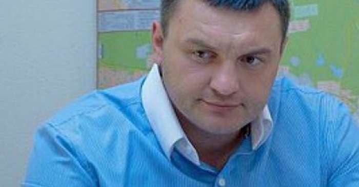 Представитель партии Медведчука проиграл выборы и отобрал у людей подарки