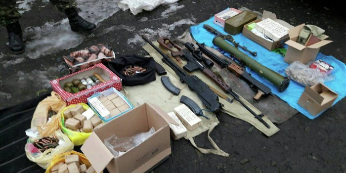 В «ЛНР» задержали экс-боевиков за незаконное хранение оружия