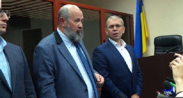 Не такий поганий Пашинський, як ті, хто його захищає – Бужанський