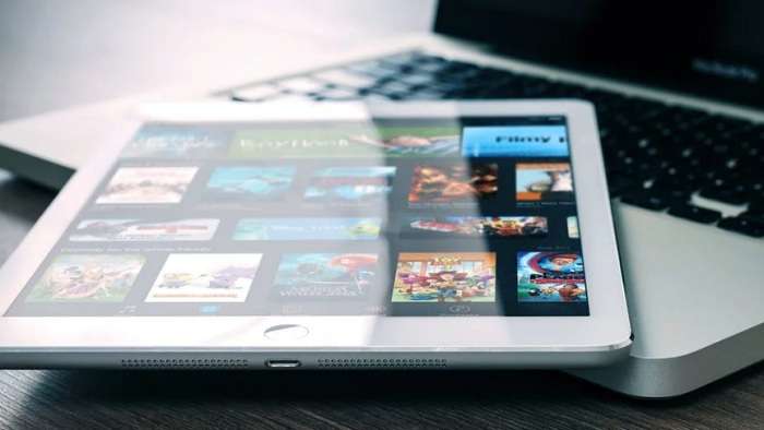 В Україні запропонували обкладати податком соцмережі та Netflix