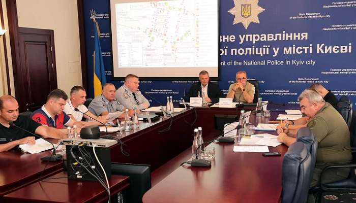 Полиция призвала участников «КиевПрайд» не скандировать о мире с Россией