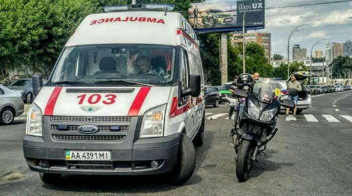 В Киеве к пациентам будут приезжать волонтеры на байках