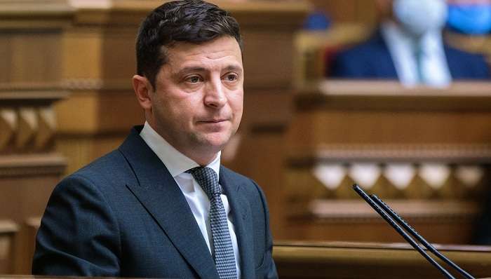 Зеленський нагадує марсіанина на міжпланетному шаховому турнірі у Нью-Васюках – політолог