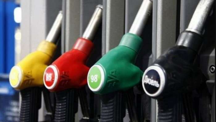 Украинские АЗС решили не реагировать на укрепление гривни