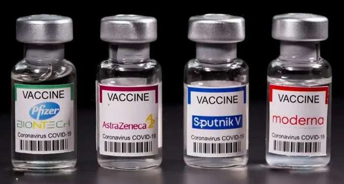 США заговорили про вакцину від нового штаму коронавірусу «Омікрон»