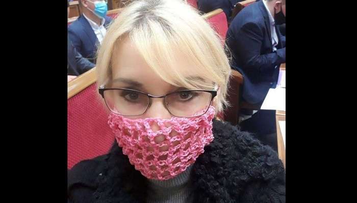 В Сети посмеялись с маски нардепа Богуцкой