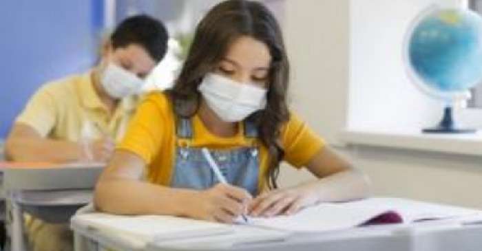 Українських учнів звільнили від державної підсумкової атестації