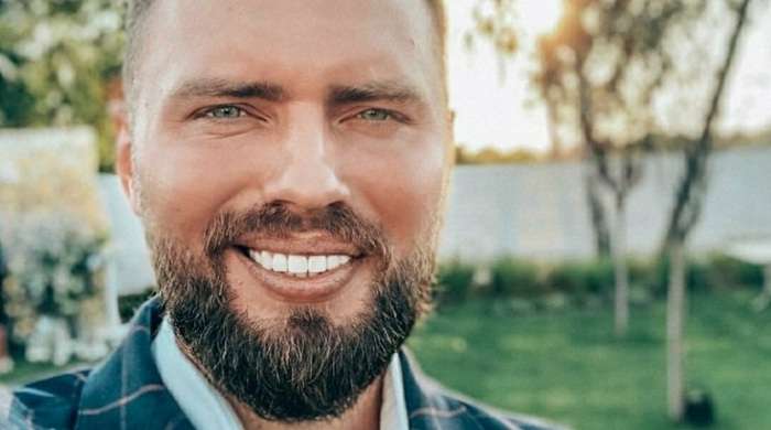 В Одессе из окна 17 этажа выпал украинский ведущий