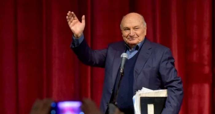 В Одесі оголосили траур через смерть Жванецького