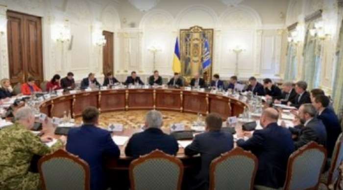 Карантин в Україні продовжили на місяць