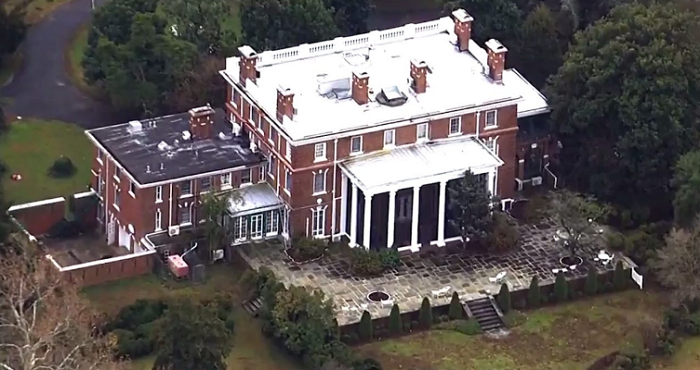 Трамп хотел продать недвижимость выдворенных Обамой дипломатов РФ