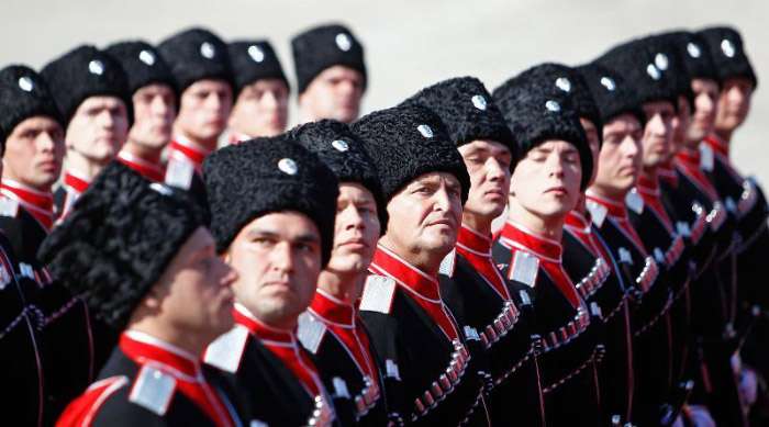 В Горловке российские инструкторы начали обучение подразделения казаков