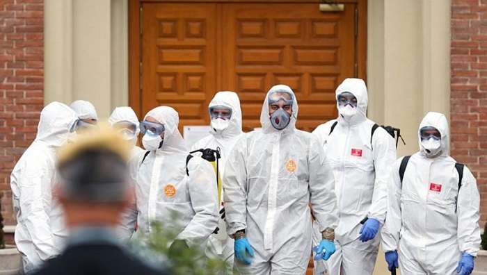 В іспанських будинках опіки людей кинули напризволяще, є померлі