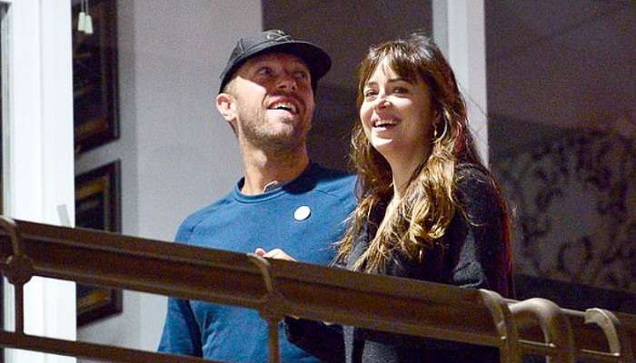 Лидер Coldplay и звезда «50 оттенков серого» расстались