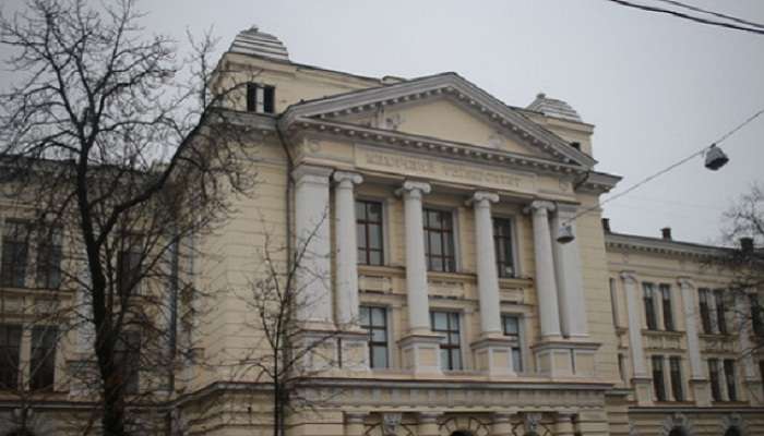 Известный писатель высмеял неспособность властей реагировать на инцидент в Одессе