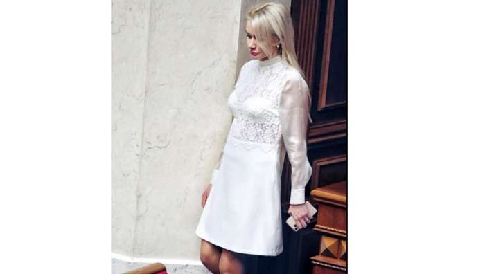 Модница со «Слуги народа» поразила «простых смертных»