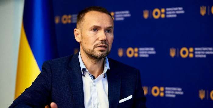 Озвучена ймовірна зарплата викладачів президентського університету