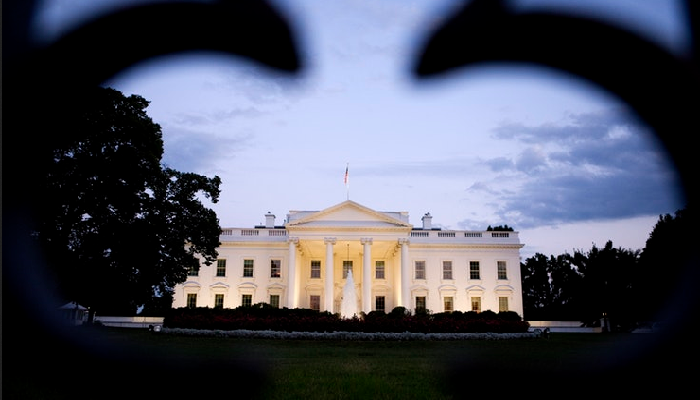 В Белом доме запретили пользоваться мобильными телефонами