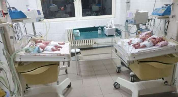 В Ужгороді молода жінка народила 4 дітей