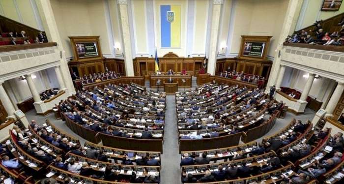 ВРУ націлилась знову підтримати вічно збиткове українське кіно