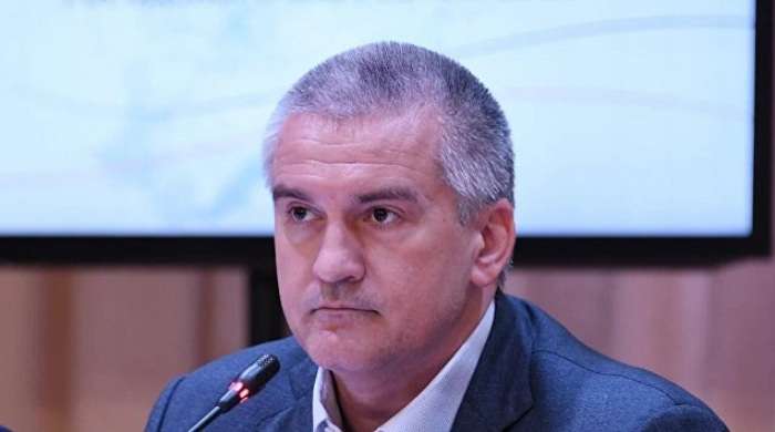 Аксенов запланировал создать в Крыму центр оказания помощи украинцам