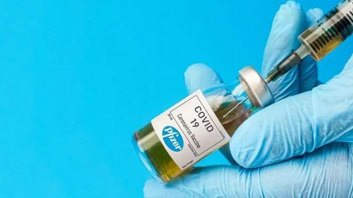 Депутатам Київради почали вводити вакцину Pfizer