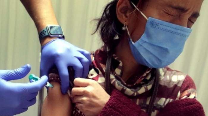 У Чилі людей колотимуть четвертою дозою COVID-вакцини