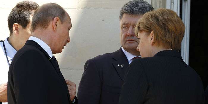 У 2017 році Порошенко та Путін проводили телефонні розмови – ЗМІ