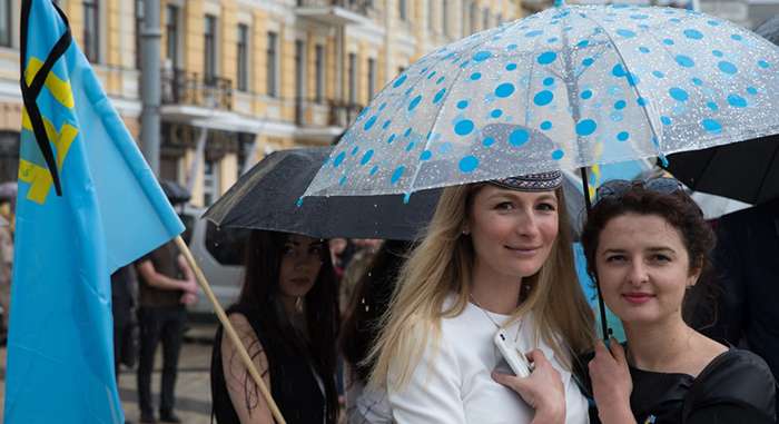 Порошенко виступив перед кримськими татарами