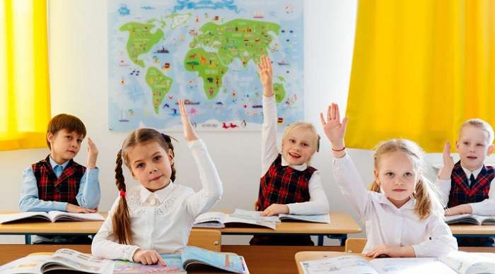 З вересня українські школи працюватимуть в іншому форматі