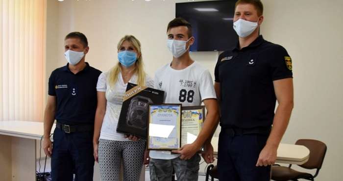 В Одесской области школьник спас мужчину