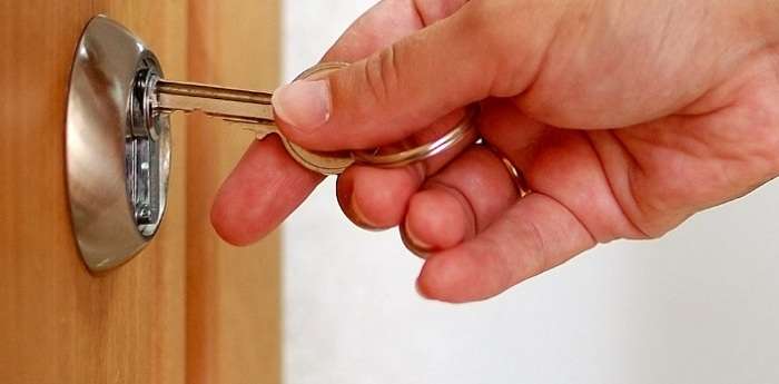 Key24 – решение вопроса с неожиданно закрывшейся дверью