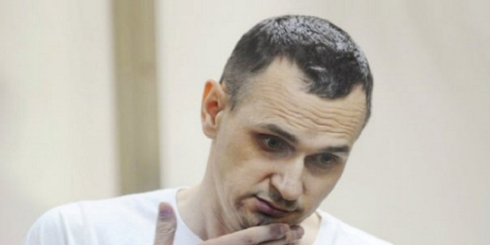 Мати Сенцова направила Путіну прохання про помилування сина