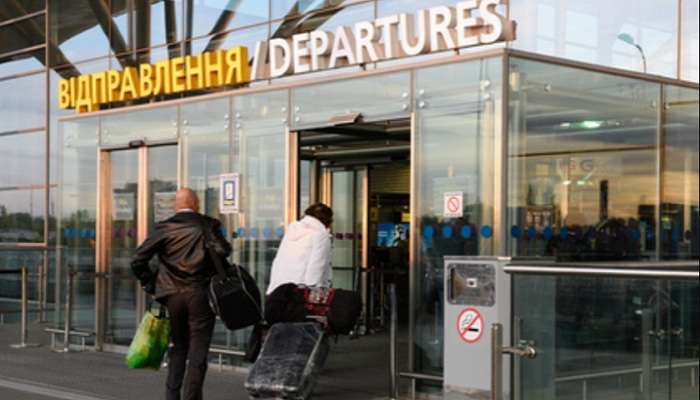 Зеленського попросили відновити авіасполучення між Україною та Росією