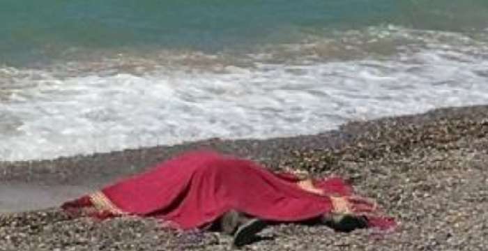 На крымский пляж выбросило тело мужчины с гирей на шее