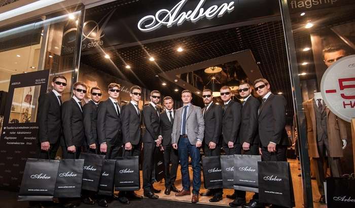 Правила покупки дорогой брендовой одежды через Интернет