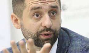 Г-н Арахамия, вернитесь в родную Грузию, проложите канал в непризнанную Абхазию и пустите воду!